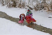 شور و نشاط دختران اهر در برف زمستانی | تصویر