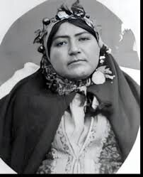 ماجراهای طولانی‌ترین خیابان پایتخت در عمارت مینایی