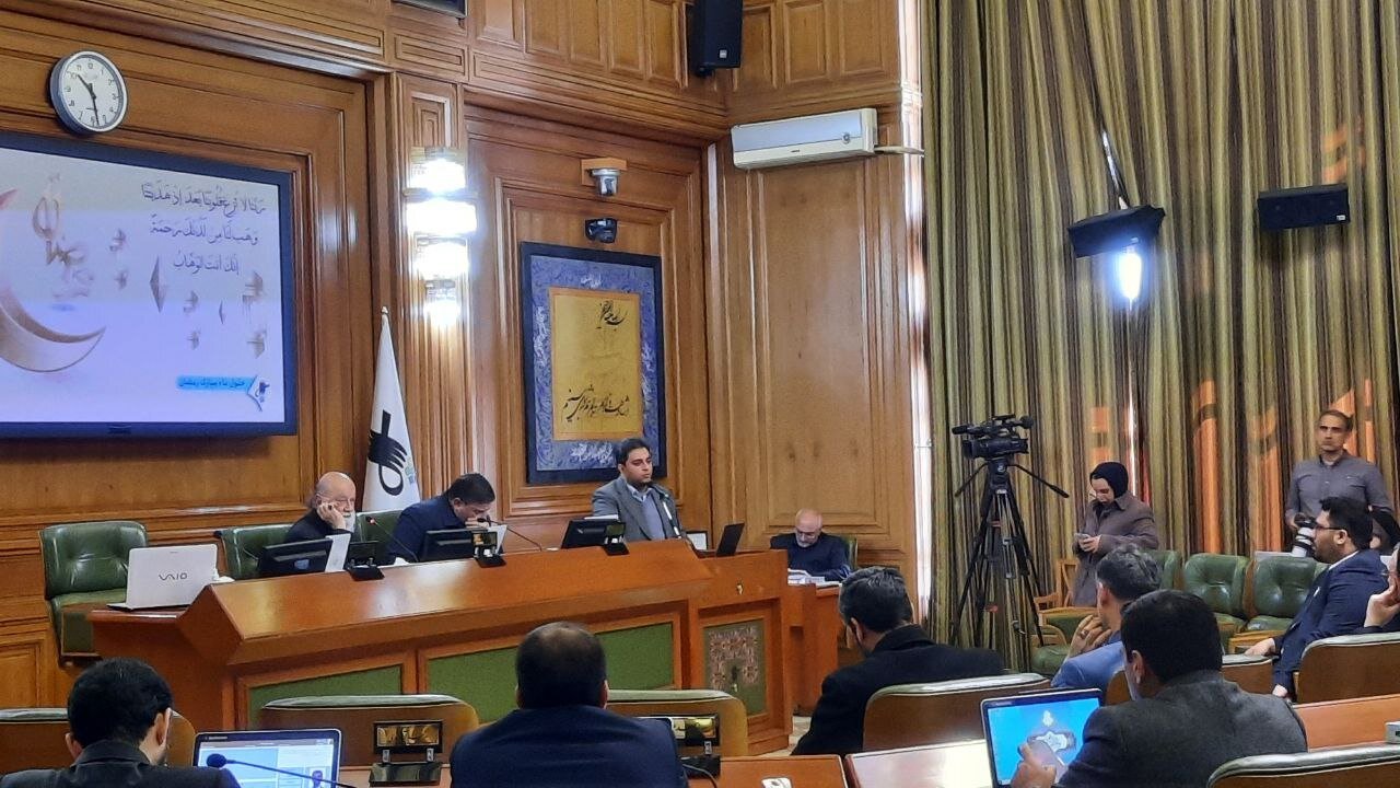 هرمزی در شورا