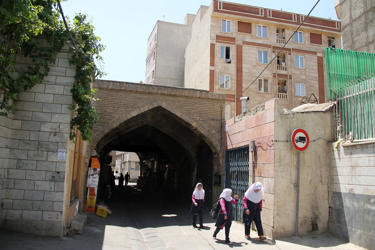 خازنداری که در امیریه مسجد ساخت