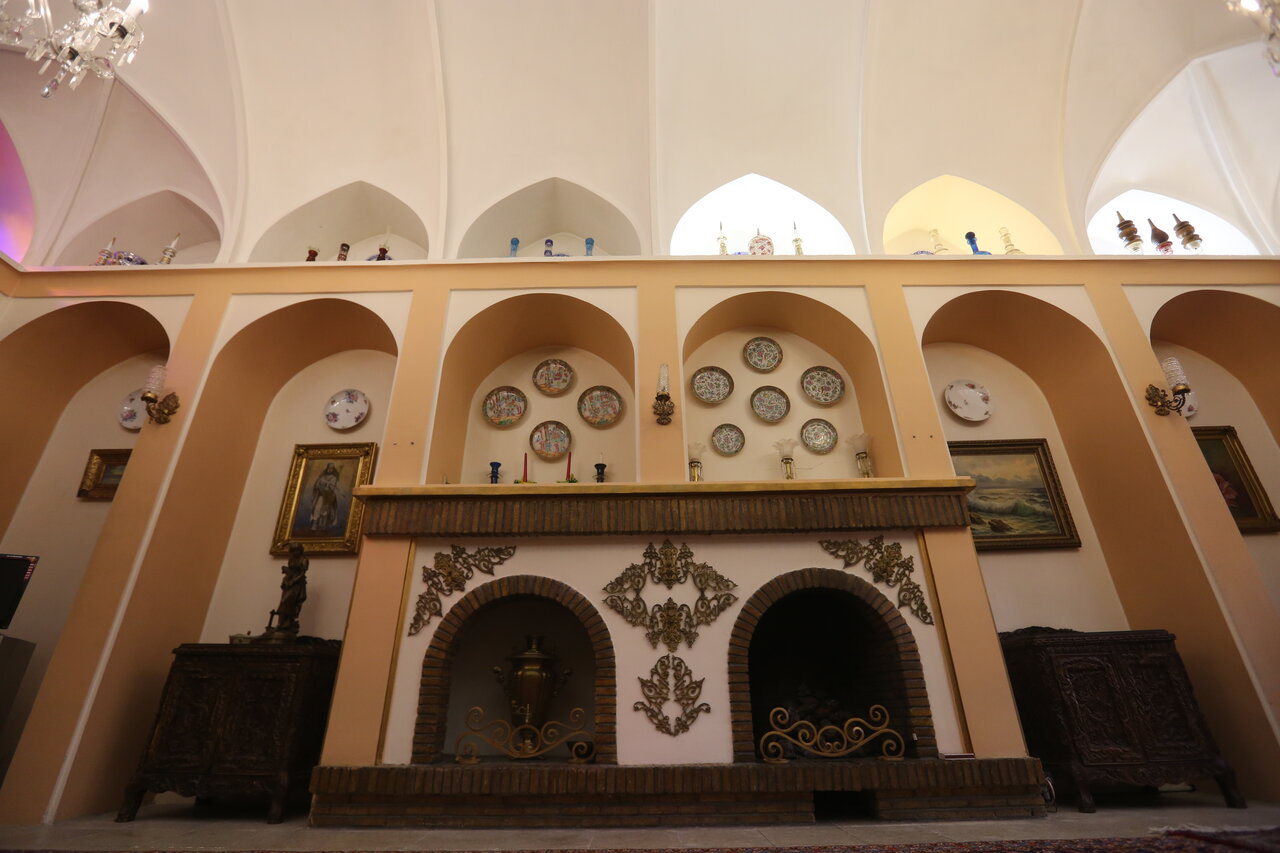 نخستین بانوی معلم سوادآموزی پایتخت که بود؟ | برگزاری کلاس خواندن و نوشتن در خانه تاریخی