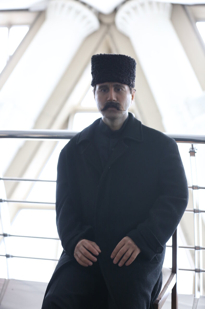 دیدار با تندیس‌ها در طبقه پنجم برج میلاد