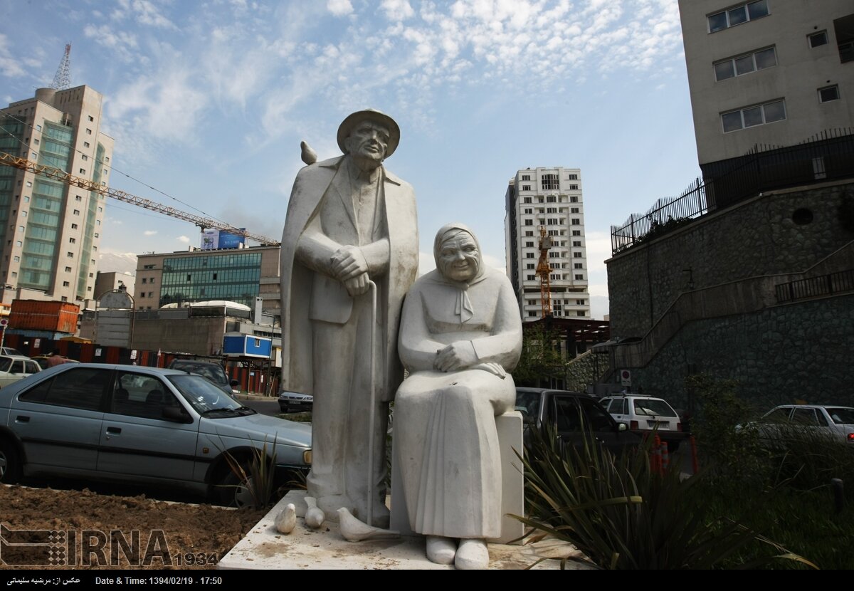 نمایشگاه مجسمه‌ها در خیابان‌های تهران