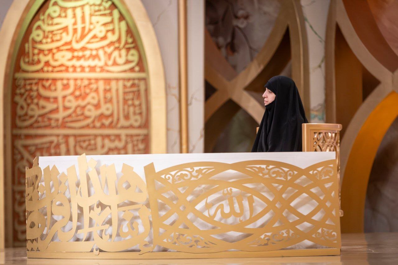 حضور برای اولین بار؛ دختر سید حسن نصرالله، مهمان ویژه  این برنامه