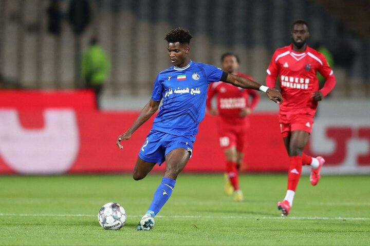 پیغام ستاره خارجی: می خواهم برگردم استقلال | مشکل من ساپینتو بود | باشگاه رسما اقدام کرد