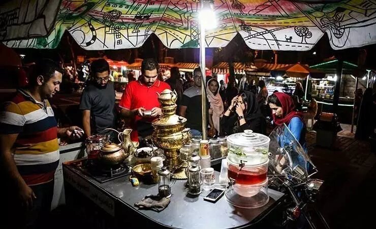 مسمومیت غذایی ارمغان خوراکیهای خیابانی شب عید!