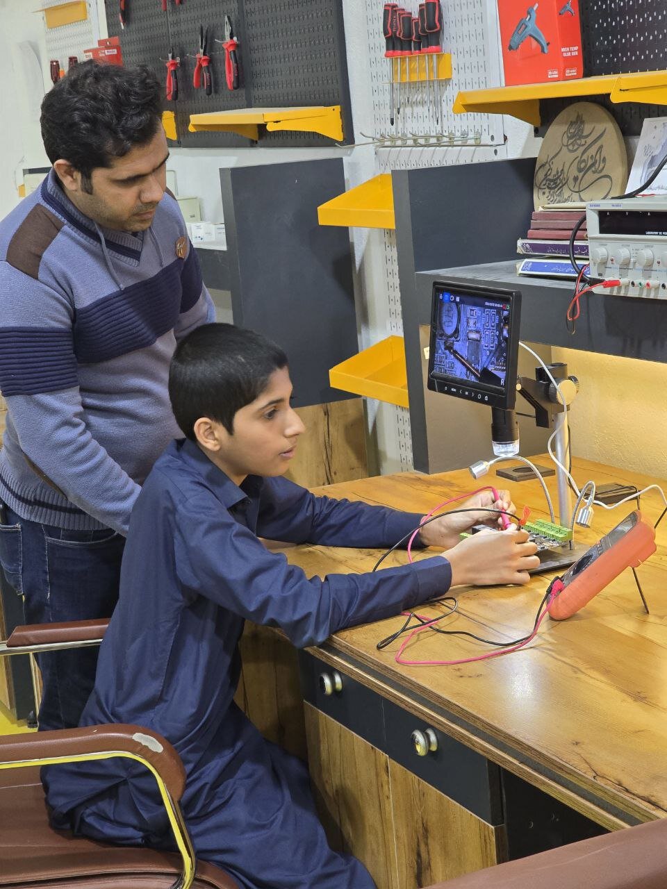 این نوجوان زاهدانی چطور با دستان خالی، راهی برای جلوگیری از فاجعه نشت گاز ساخته؟