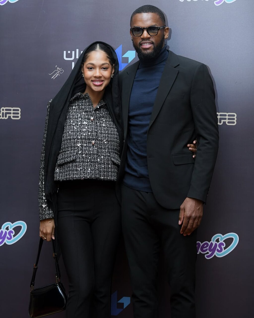 بازیگران معروف ترکیه در تهران | در مراسم اکران سریال ایرانی-ترکیهای چه گذشت؟ | ببینید