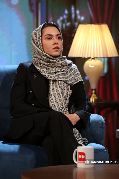 گفت و گوی مژده لواسانی با فرزانه فصیحی