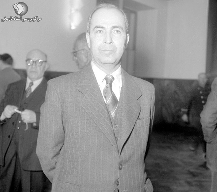 مطیع الدوله