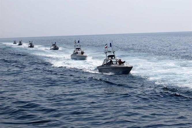 زنبورهای سرخ سپاه را بشناسید+ عکس | ایران چگونه مالک سریعترین شناورهای تندرو نظامی دنیا شد؟