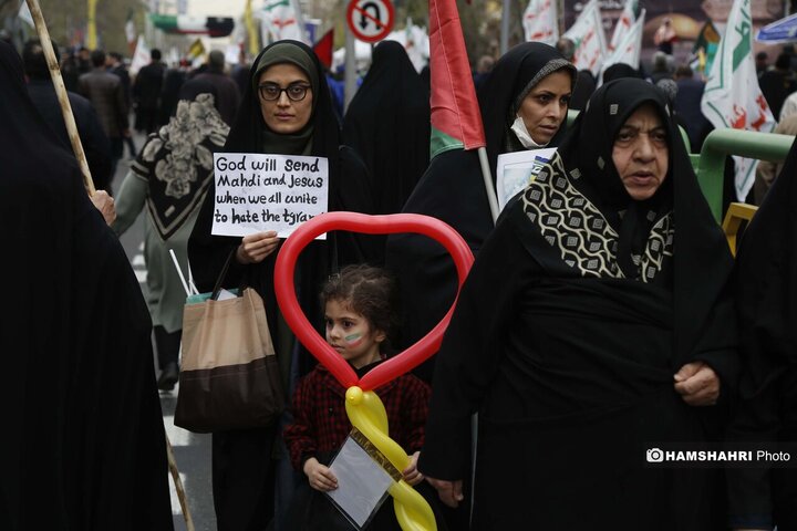 شرکت مردم در مراسم روز قدس