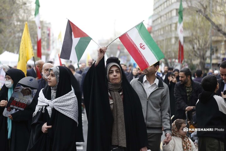 شرکت مردم در مراسم روز قدس