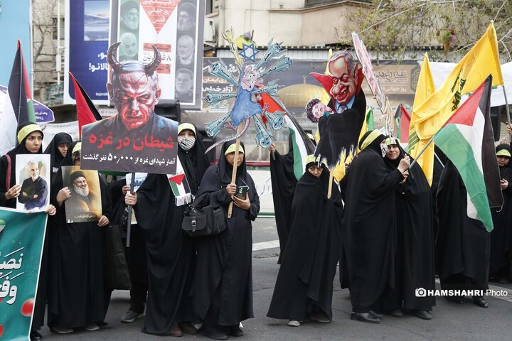 شرکت مردم در مراسم روز قدس