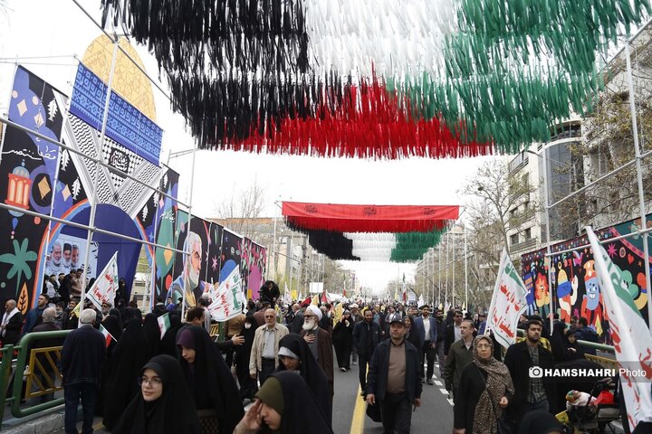 شرکت مردم در مراسم روز قدس