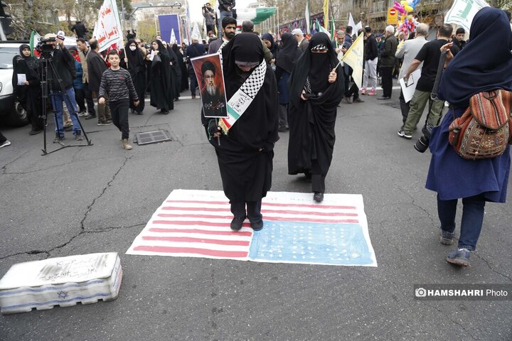 شرکت مردم در مراسم روز قدس