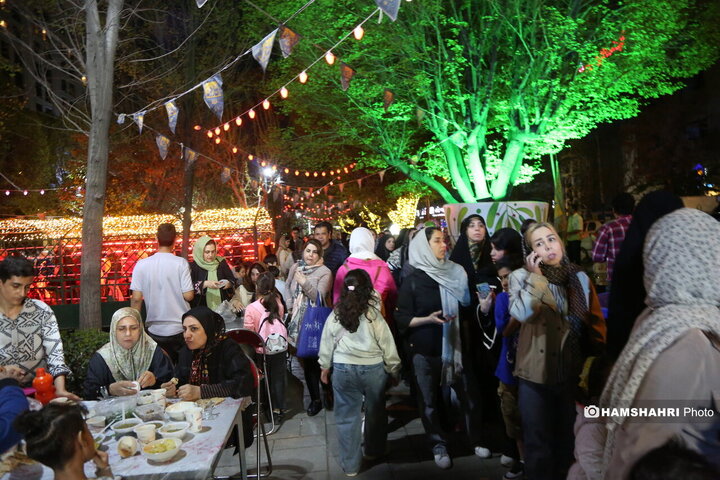 جشن خیابانی عید سعید فطر در میدان ولیعصر(عج)