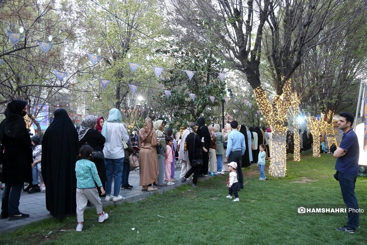 جشن خیابانی عید سعید فطر در میدان ولیعصر(عج)