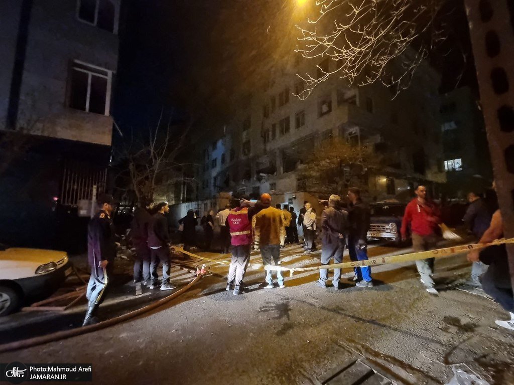 وضعیت مجتمع ۴۵ واحدی در شمال تهران پس از انفجار دیشب | تصاویر