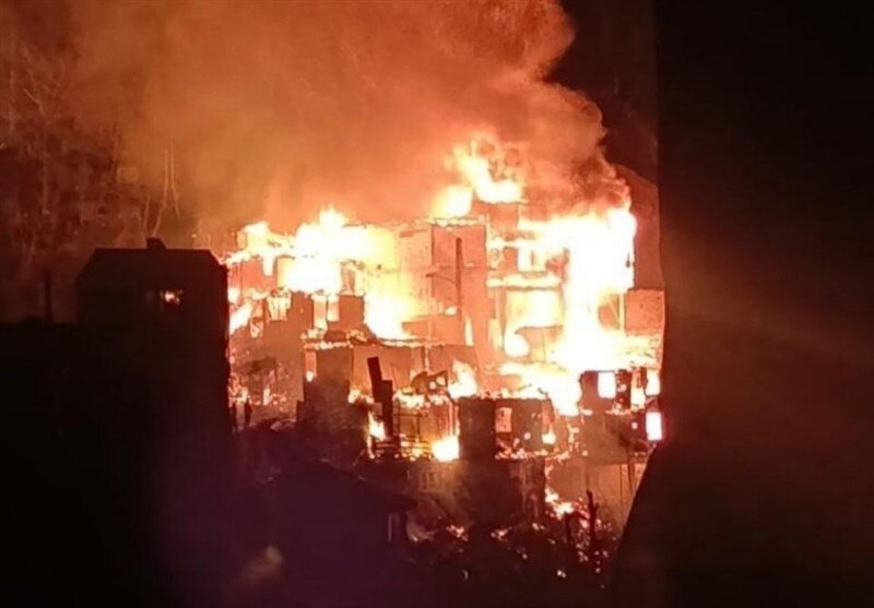 آتشسوزی در بازار امامزاده ابراهیم شفت؛ ۴۵ واحد در آتش سوخت + فیلم و عکس