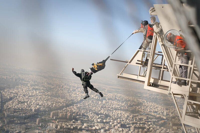 تصاویر نفسگیر و هیجان انگیز از چتربازان نوپو چترباز