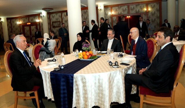 عراقچی: حاضریم مسیر مذاکره غیرمستقیم را بیازماییم | بزرگداشت نوروز در وزارت خارجه + تصاویر