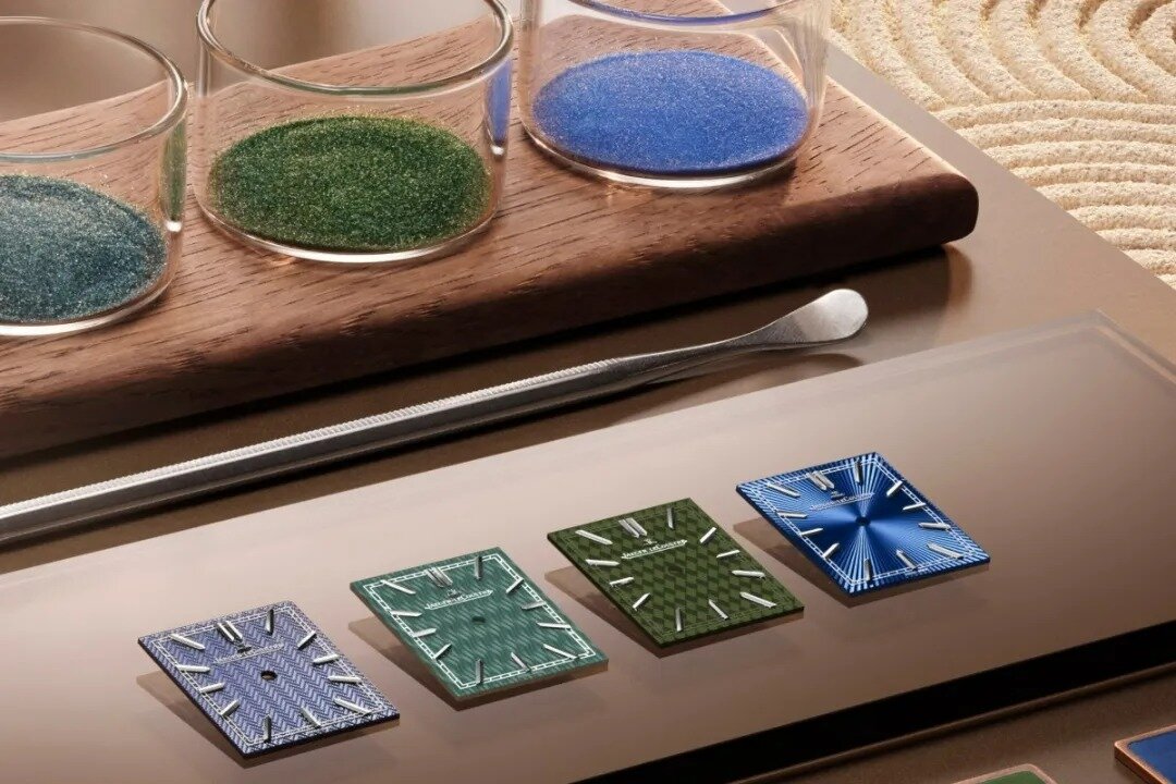 شاهنامه فردوسی در ساعتهای ۱۴ میلیارد تومانی ! |تصاویر