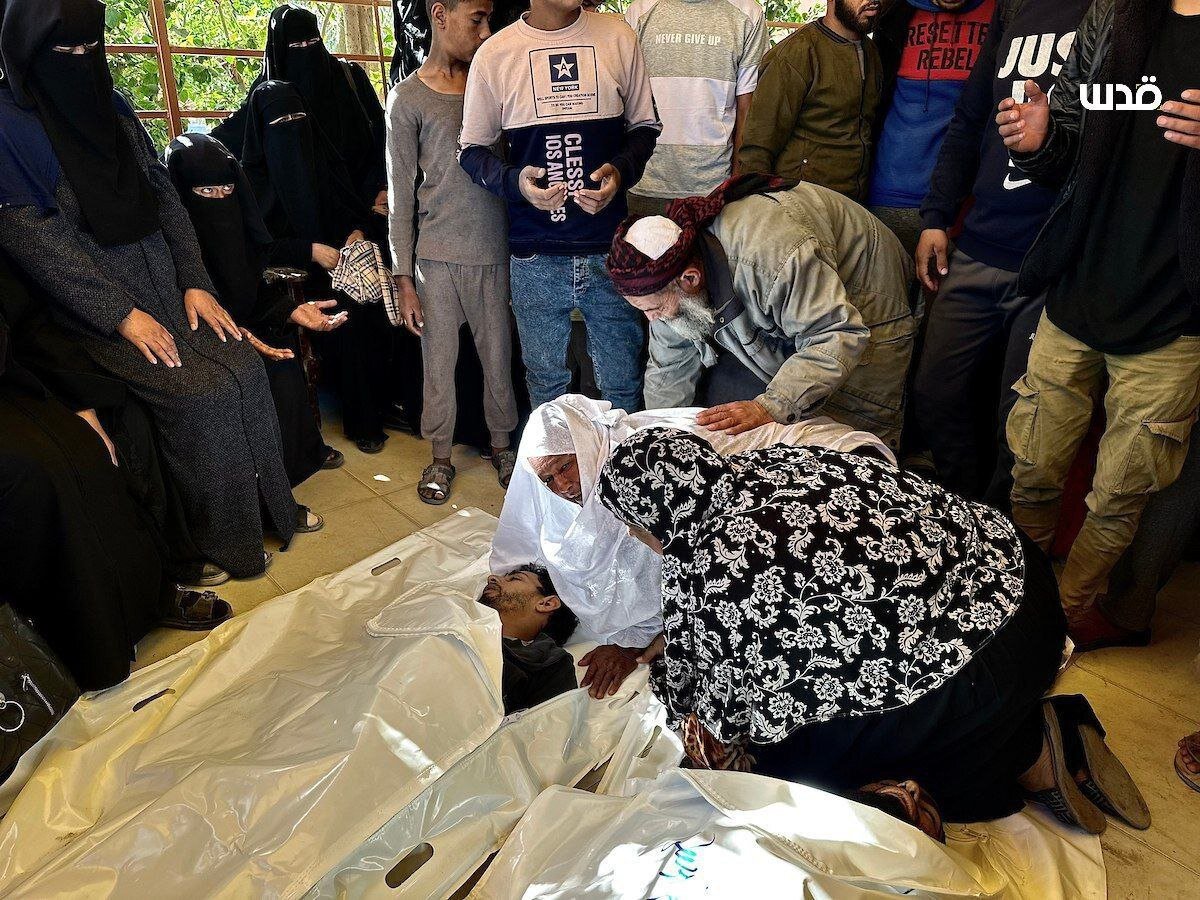 وداع دردناک مادران فلسطینی با شهیدانشان | تصاویر