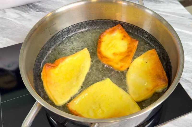 آموزش پخت نان اگردک ساده و پر طرفدار سنتی همدان بدون فر