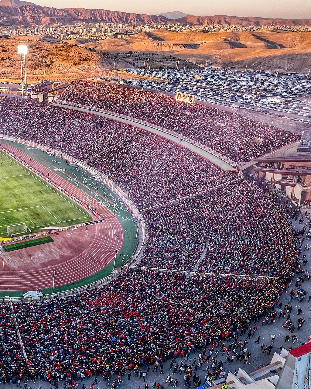 تصاویری از ورزشگاه «یادگارامام تبریز» در صفحات خارجی