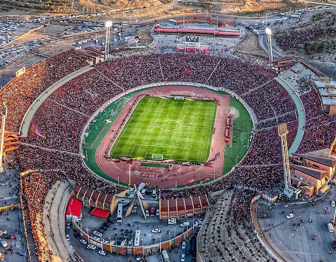 شور و حرارت بی حد تی تی ها + فیلم | ظرفیت ورزشگاه یادگار امام تکمیل شد ورزشگاه "یادگارامام تبریز"