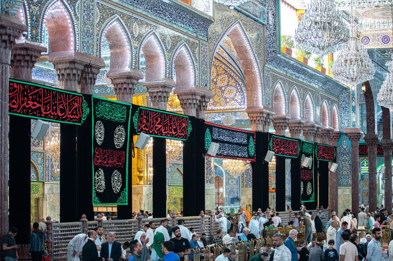 همشهری آنلاین – سیاهپوش شدن حرمین مطهر اباعبدالله الحسین (ع) و حضرت عباس (ع) در سالگرد تخریب بقیع همشهری آنلاین – سیاهپوش شدن حرمین مطهر اباعبدالله الحسین (ع) و حضرت عباس (ع) در سالگرد تخریب بقیع