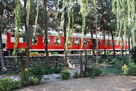 کاقه قطار دانشگاه الزهرا