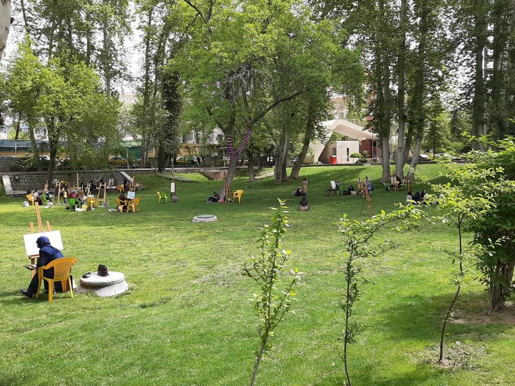 یادگاری مدرسه راهآهن در دانشگاه الزهرا(س) | درهای قدیمیترین سازه ریلی به روی دانشجویان بسته شد