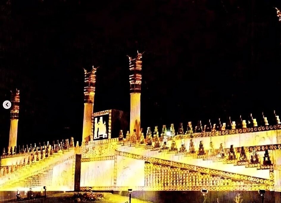 ماجرای ماکت تخت جمشید در میدان ونک چه بود؟