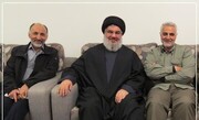 جمعی از فرماندهان سپاه پاسداران در کنار سید حسن نصرالله | عکس