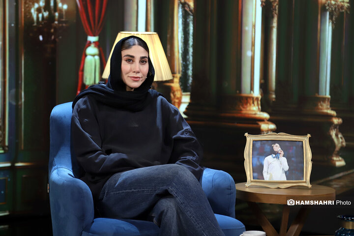 گفت و گوی مژده لواسانی با ناهید کیانی