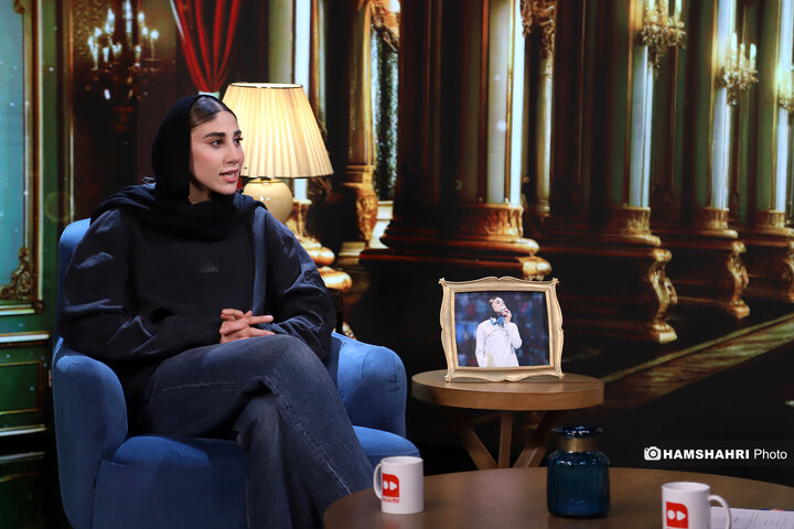 گفت و گوی مژده لواسانی با ناهید کیانی