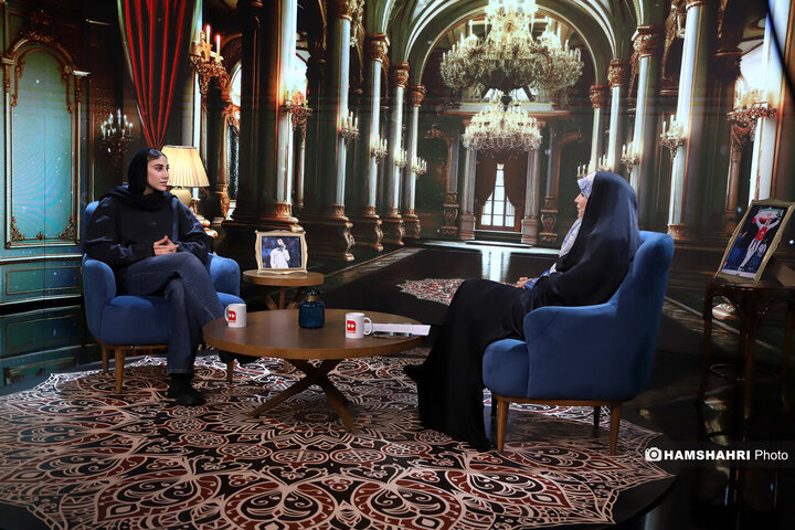 گفت و گوی مژده لواسانی با ناهید کیانی