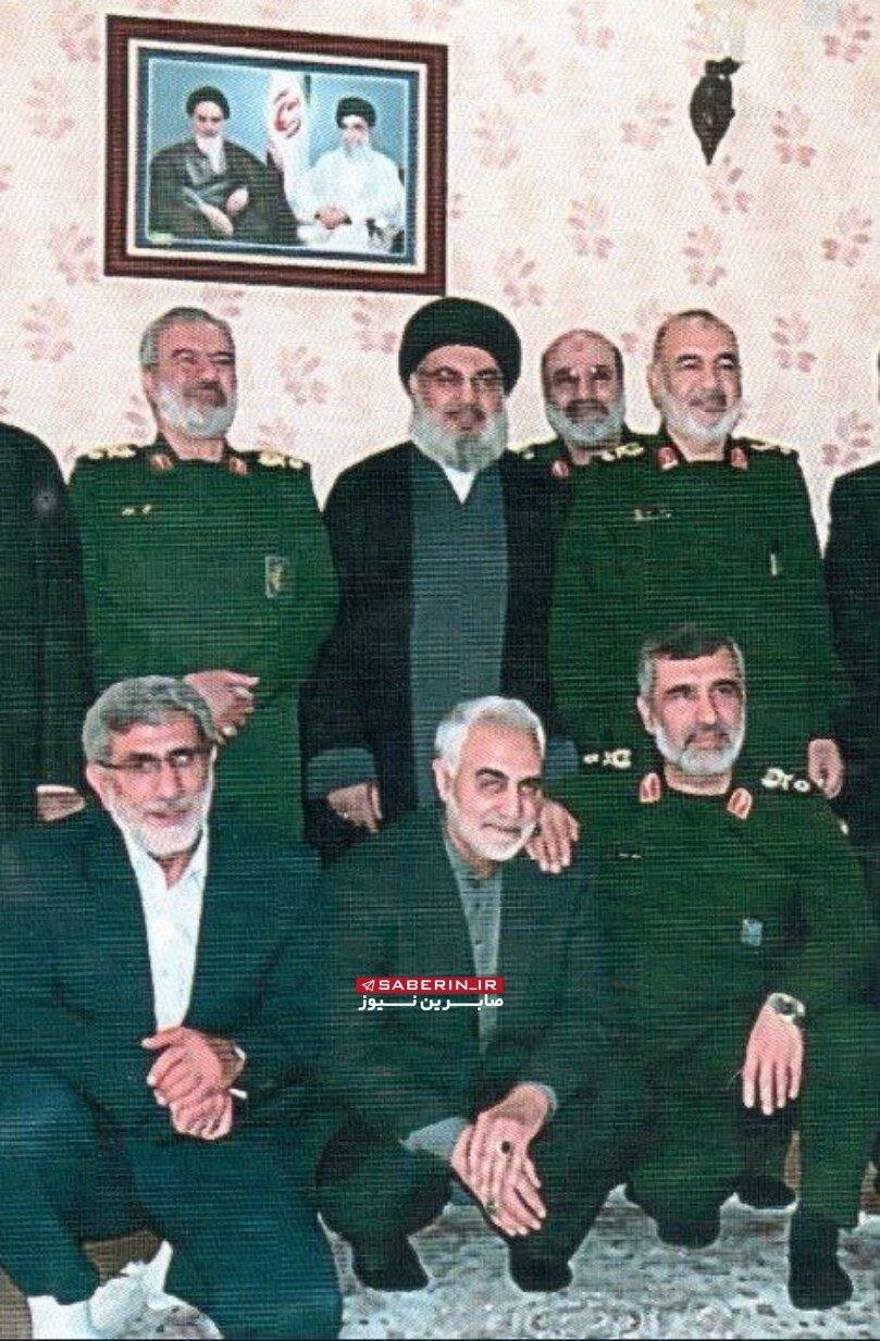 جمعی از فرماندهان سپاه پاسداران در کنار سید حسن نصرالله | عکس
