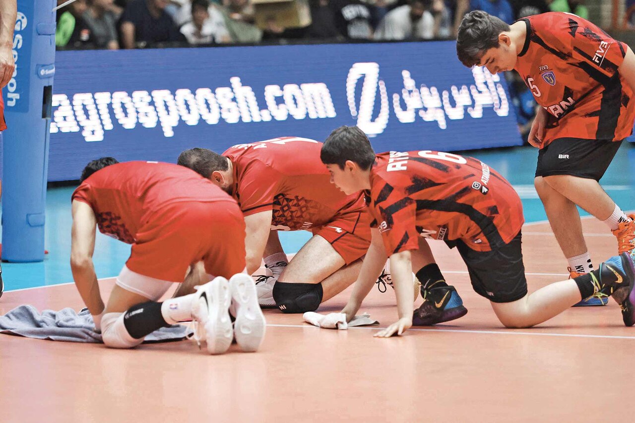 جام داوری مبارک خودتان؛ شب سیاه لیگ برتر!