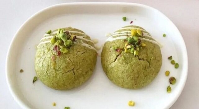 قرابیه پسته؛ شیرینی اصیل و دلربا که طعم بهشت می دهد