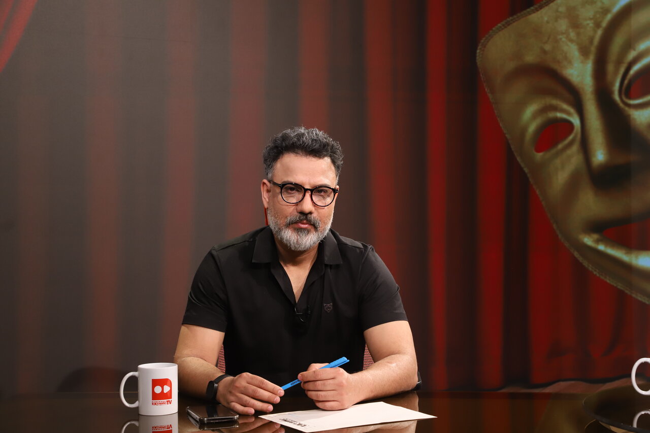 ابراهیم پشتکوهی و آرش ظلیپور در تلویزیون همشهری از حضور بازیگران چهره سینما در تئاتر میگویند