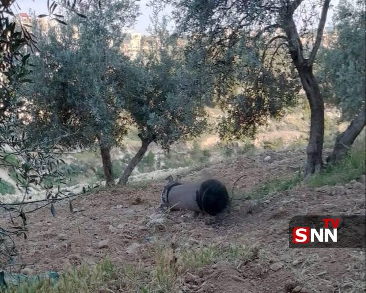 اولین تصاویر از بوستر موشک یمنی در اسرائیل | لحظه فرار صهیونیستها بعد از اصابت موشک