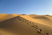 دریاچه‌ای با عمق ۴۲ متر در بیابان‌های عربستان!