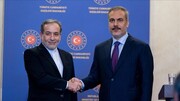 فیدان و عراقچی درباره مذاکرات ایران و آمریکا رایزنی کردند