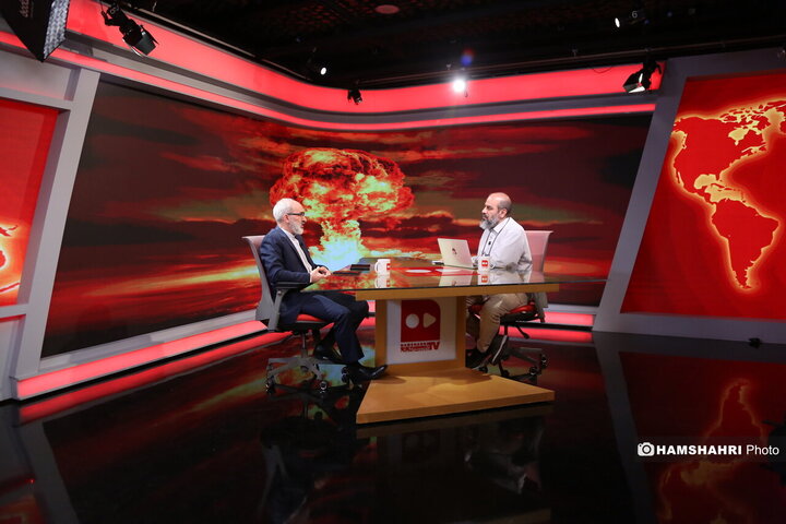 بمب هسته‌ای؛ آری یا خیر