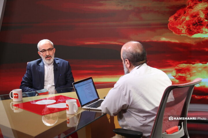 بمب هسته‌ای؛ آری یا خیر