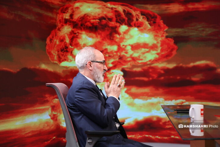 بمب هسته‌ای؛ آری یا خیر