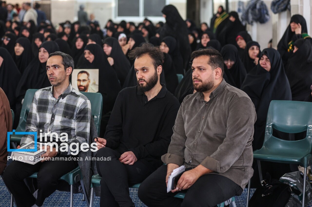 حضور فرزندان شهید حاج قاسم در مراسم نخستین سالگرد شهدای کنسولی ایران در سوریه | تصاویر